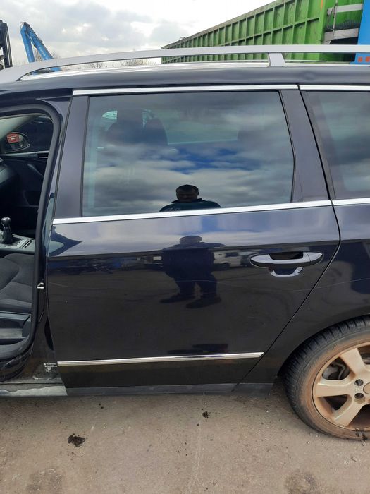 szyba drzwi przód tył Volkswagen Passat B6 kombi