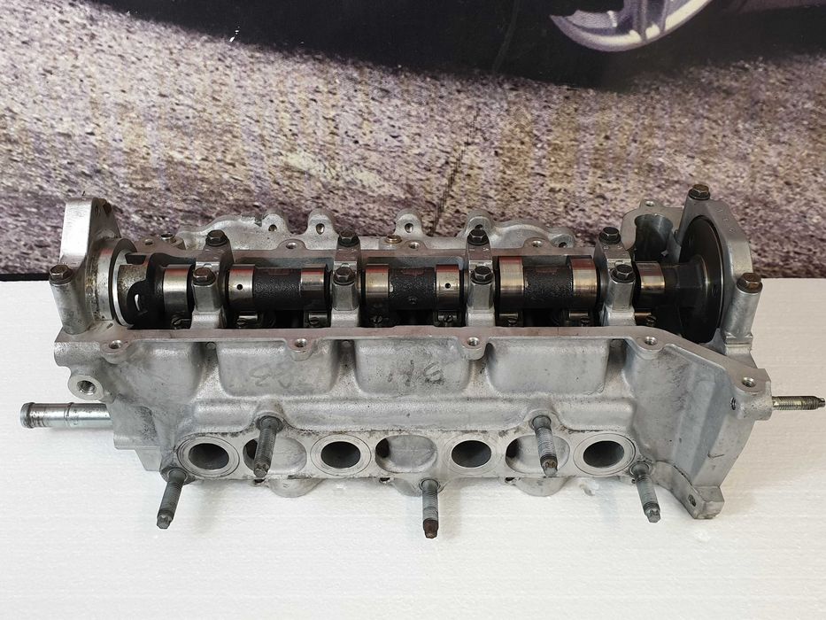 Głowica Toyota Auris Yaris 1.4 D4D