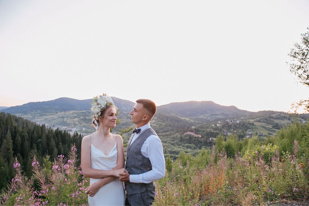 Вечірня, коктейльна, святкова сукня