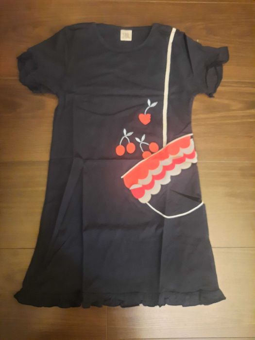 Новое летнее платье для девочки с вишенками, 100% котон, 7Т/130 см.