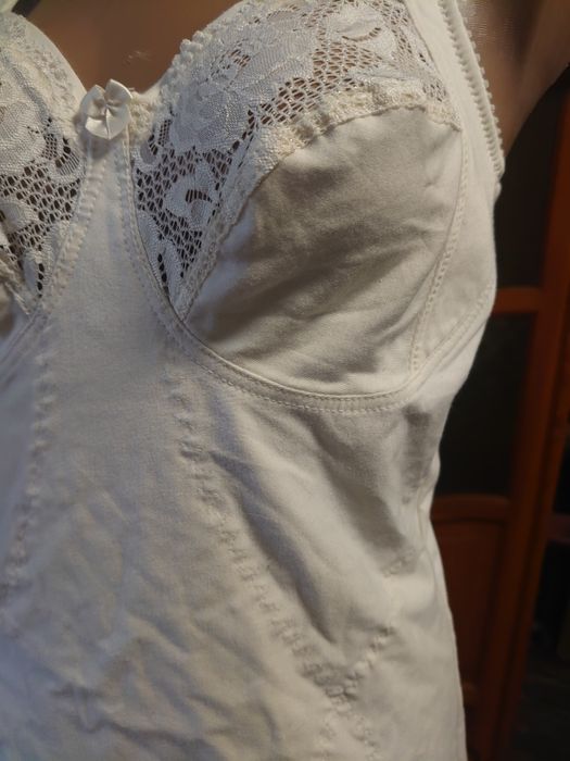 Утяжка корекція для фігури.