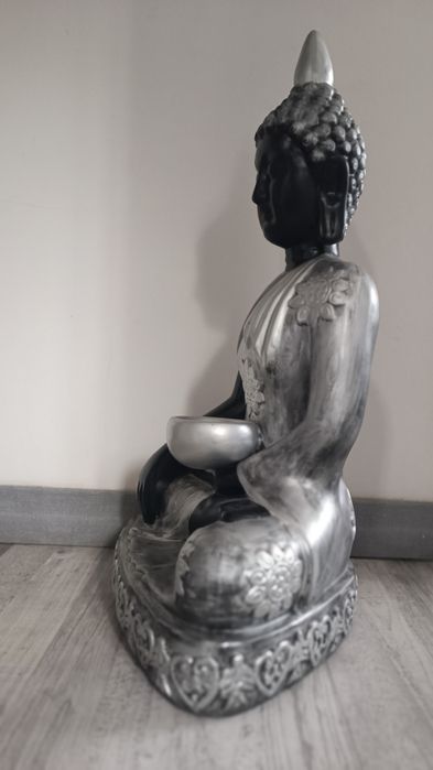 Estátua Buda tailandesa grande