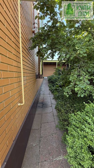 Продаж затишного заміського будинку в с.Сазонівка, всього 7 км від міста!
