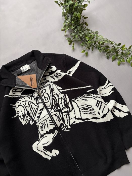 ‼️Burberry Knight Logo Cardigan | S M L XL