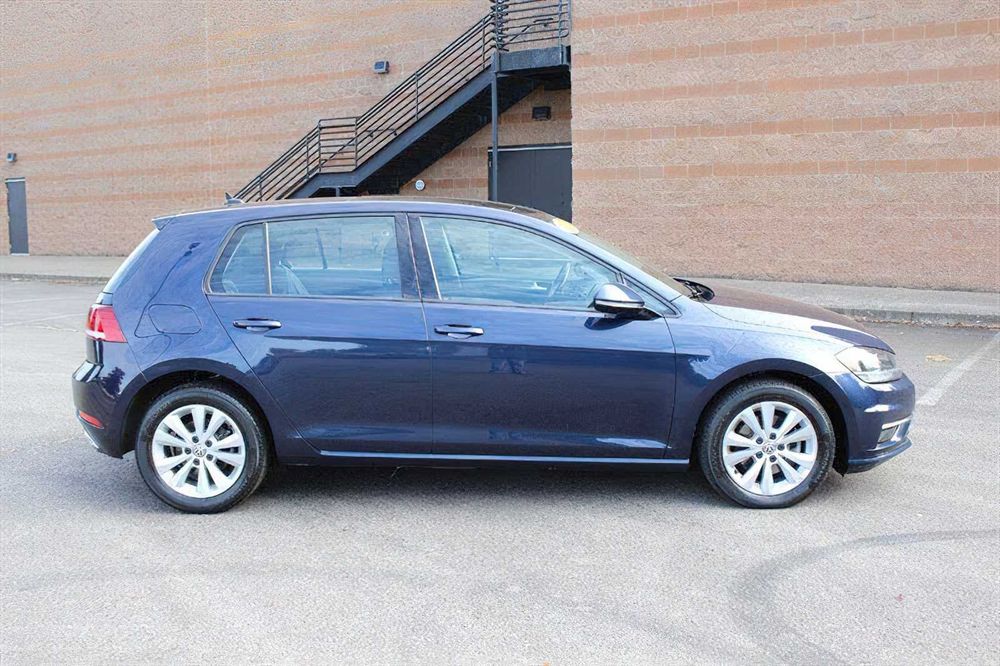 Volkswagen Golf      2018