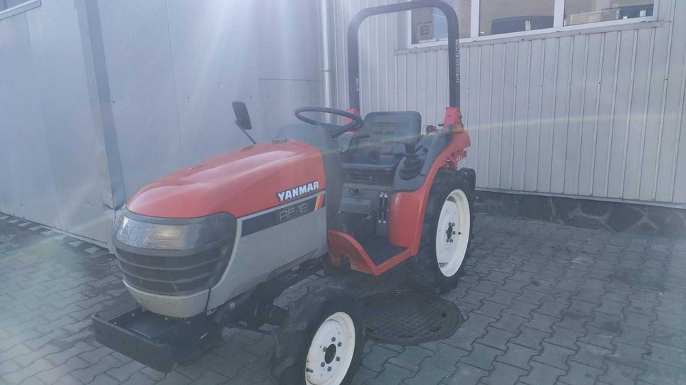 Japoński traktorek Yanmar AF 16  4x4 16 KM Rewers + Nowy Pług