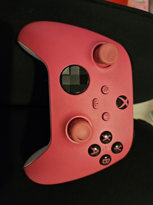 Konsola Xbox One S + Pad od Xbox Series X/S