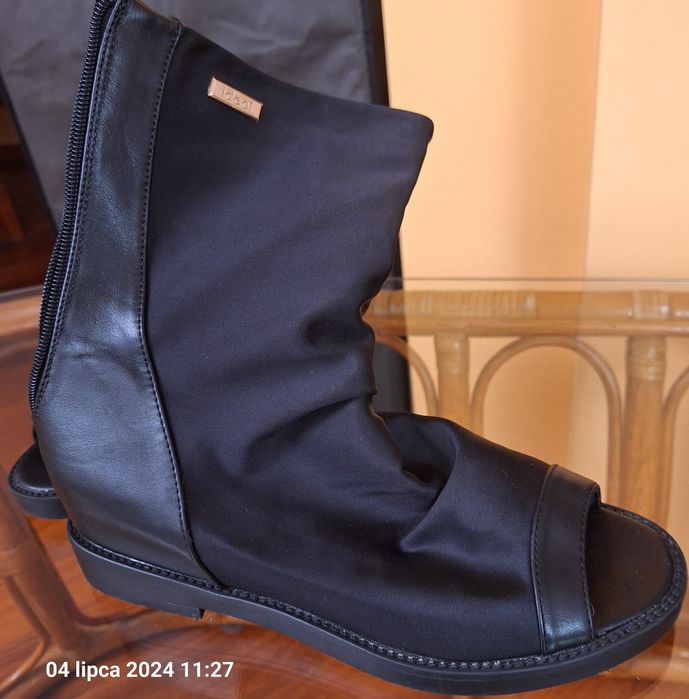Buty-botki czarne rozmiar 40