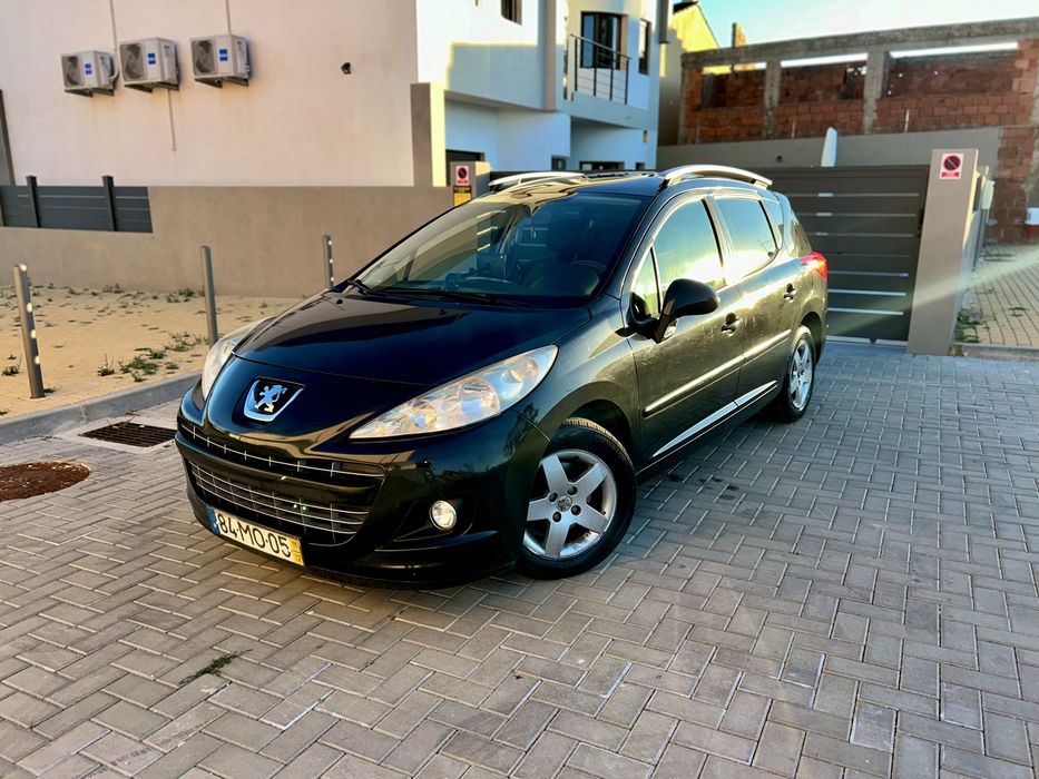 Peugeot 207 SW Sportium 1.4 VTI 2011 — photo 2