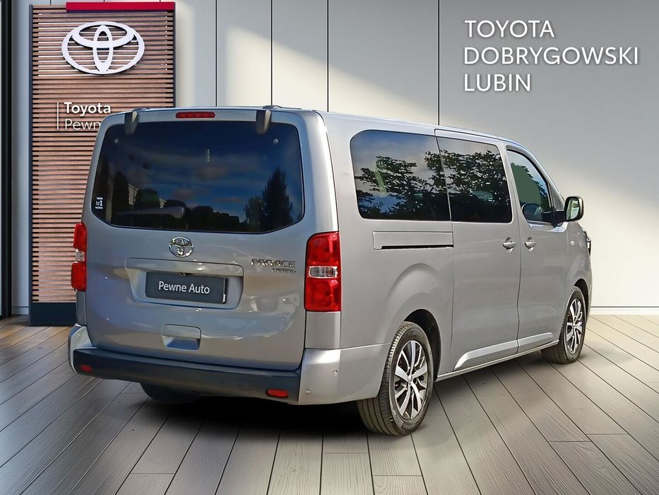 Toyota Proace Verso 2.0 D4-D Long Family