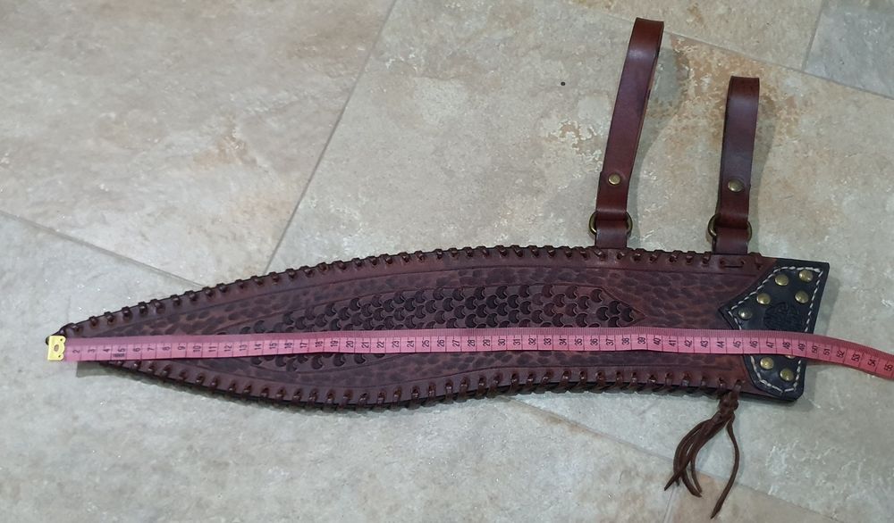 Falcata ibérica com bainha