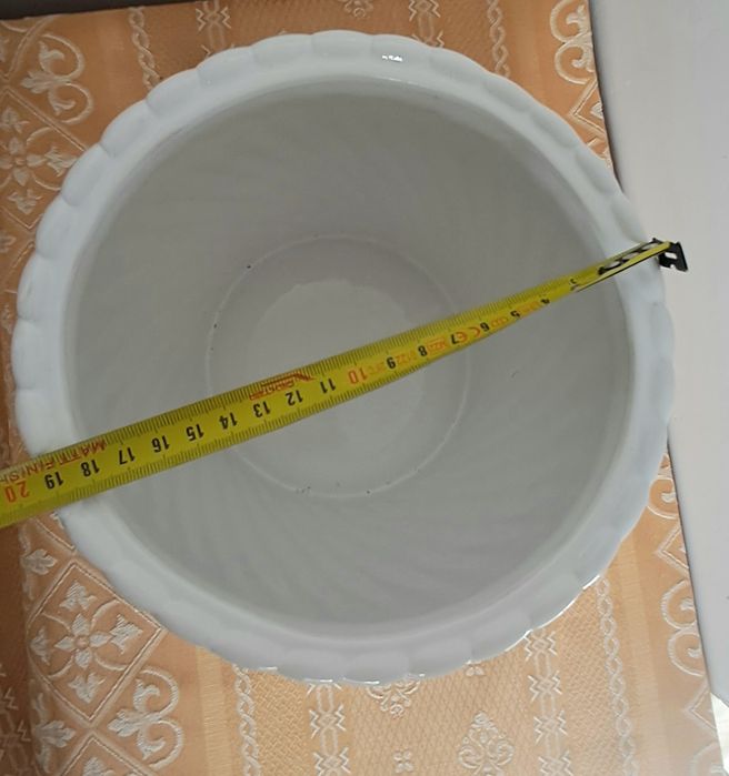 Vaso em cerâmica, branco medidas nas fotos