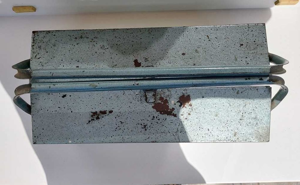 Skrzynka narzędziowa rozkładana metalowa PRL