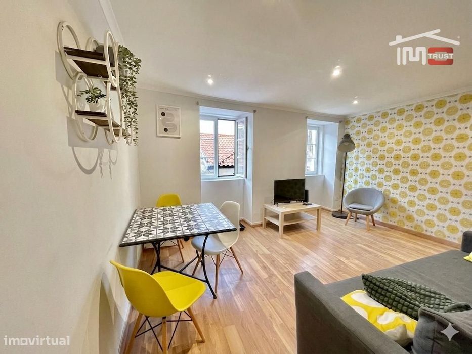Apartamento T1 Mobilado no Chiado | Excelente Investimento em Lisboa