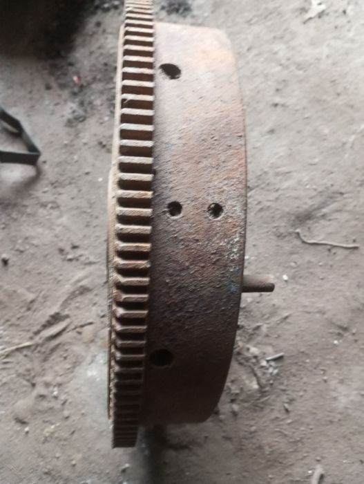 Маховик з вінцем: т-40