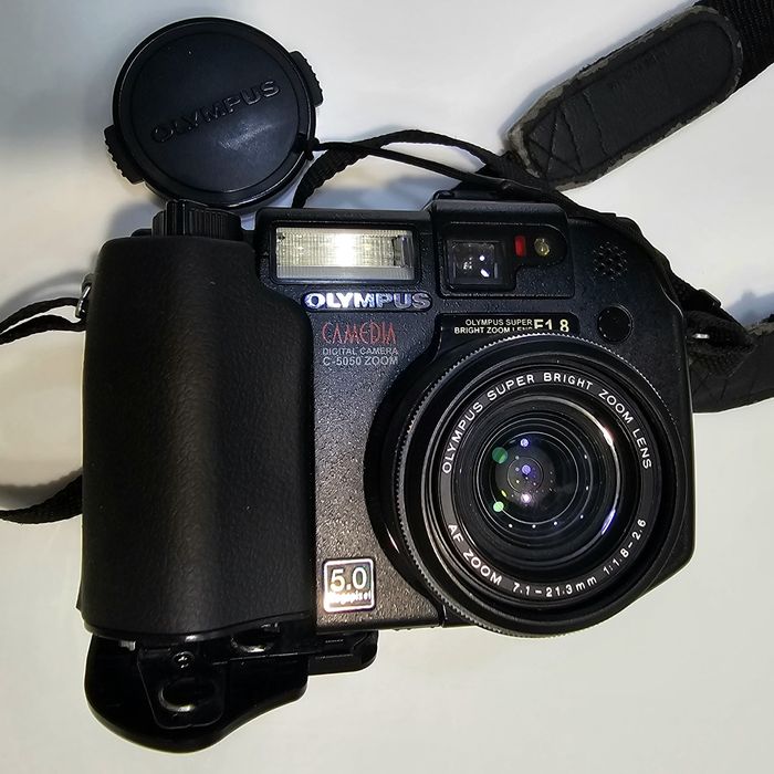 Фотоапарат  OLYMPUS