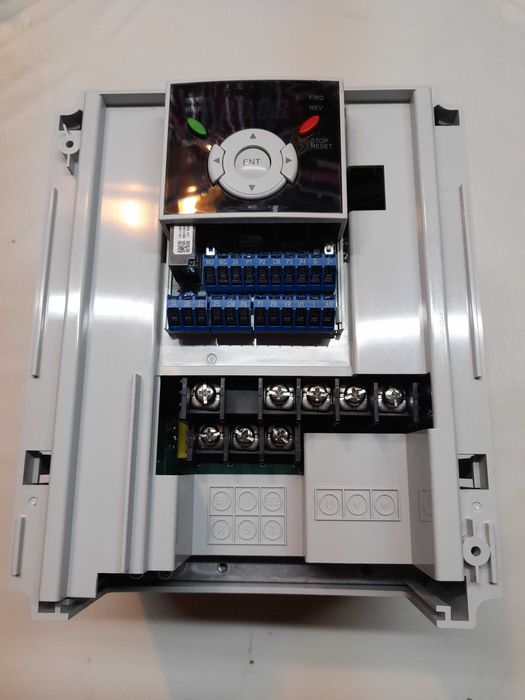 Falownik Lg ls 5,5kw SV055IG5A-4