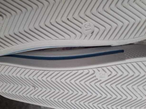 Sapatilhas frozen novas