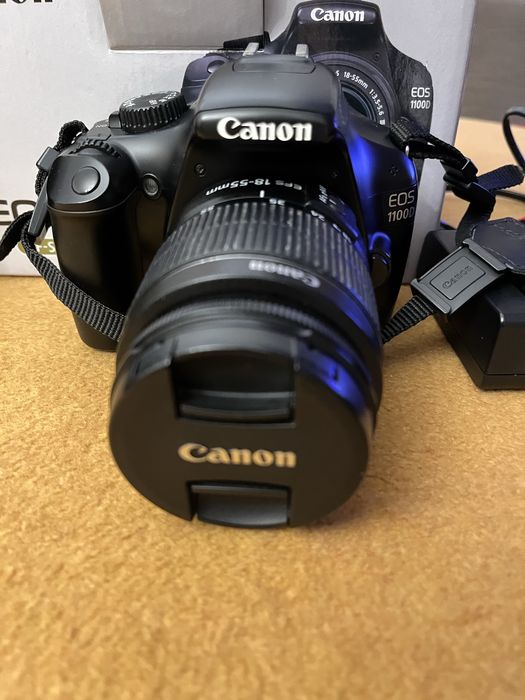 Maquina fotografica Canon EOS 1100D