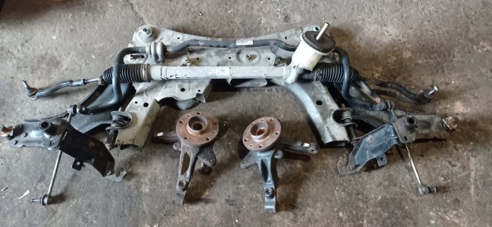 Передня підвіска Renault Kangoo 2, 3 Рено Кенго