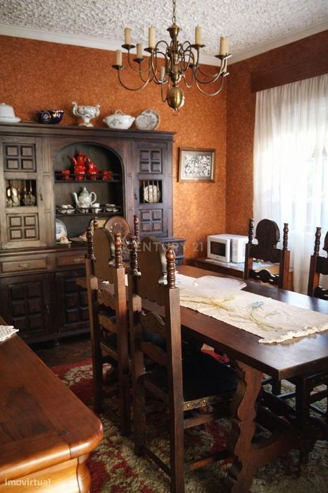 Moradia T5 em Águeda - 1.4 km do Pai Natal - com Usufruto Vitalício