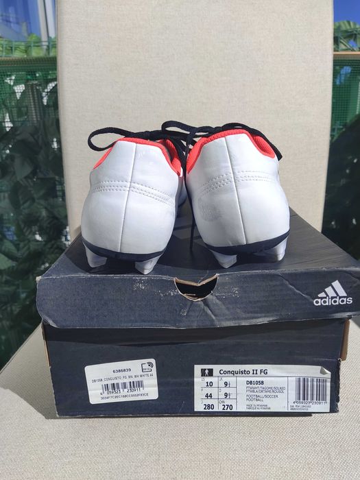 chuteiras em branco sapatilhas Adidas