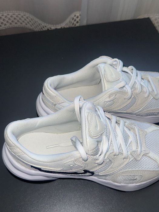 Жіночі кросівки NIKE W AL8