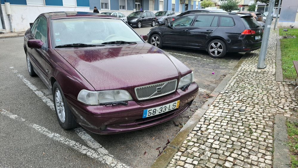 Volvo C70 Coupe T5 com 226CV