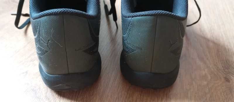 Buty do piłki nożnej Puma Ultra Play TT rozmiar 42