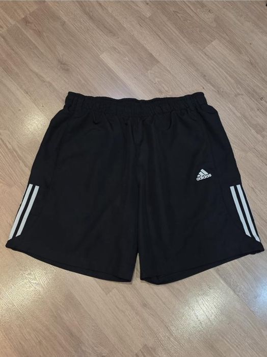 Шорти Adidas essentials, розмір xl