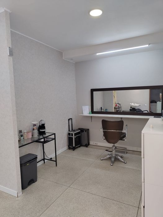 Aluguer de espaço para cabeleireira