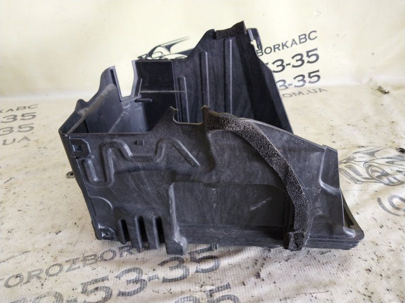 Полка акумулятора Land Rover Evoque 2016