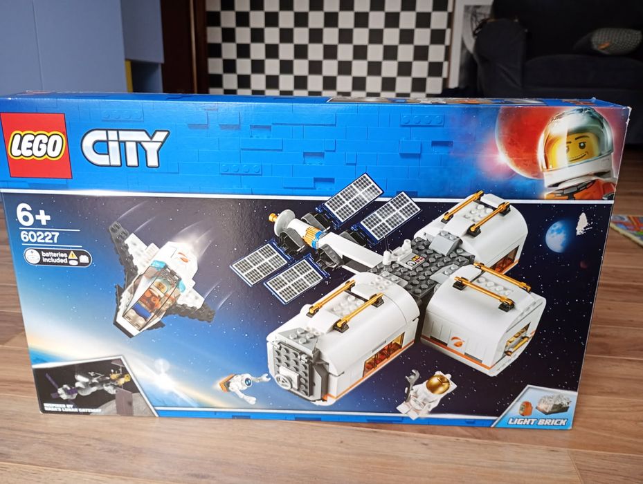 Zestaw LEGO city 60227