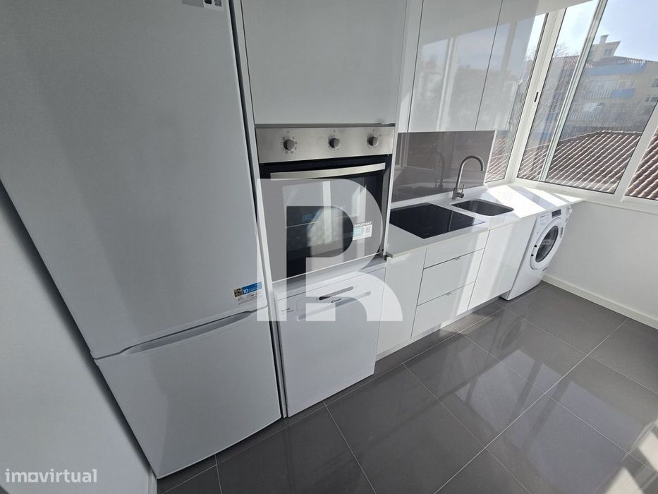 Apartamento T3 totalmente remodelado na Venteira