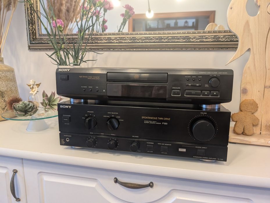 Wieża Sony  wzmacniacz oraz cd
