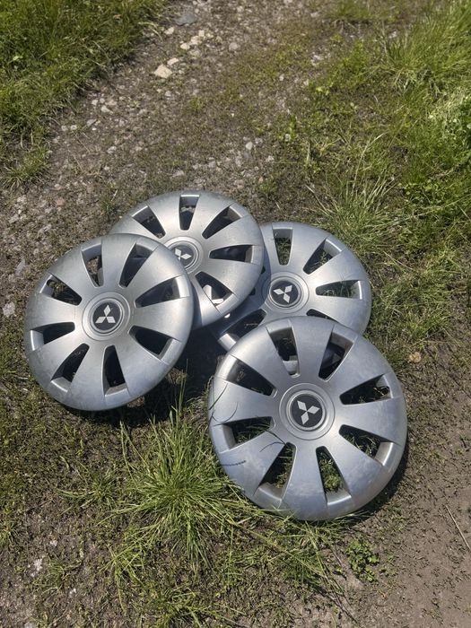 Ковпаки на Mitsubishi