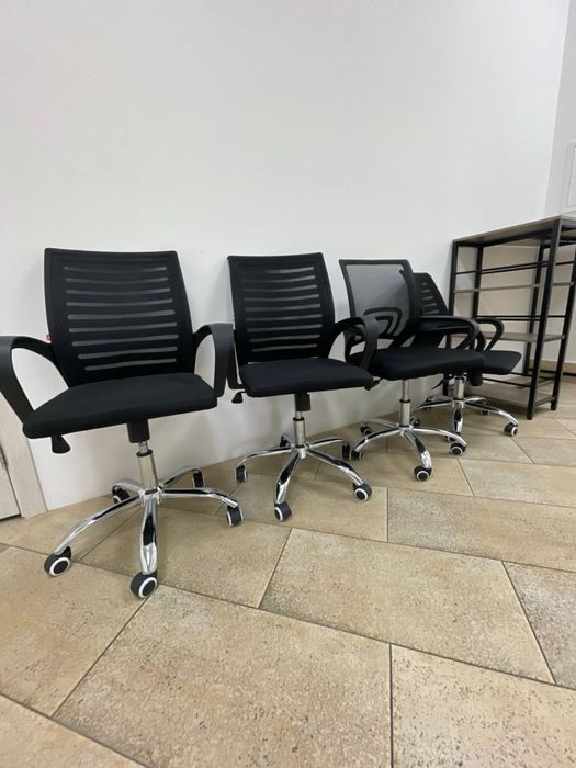 РАСПРОДАЖА офисной мебели стулья кресла компьютерные для работы и дома