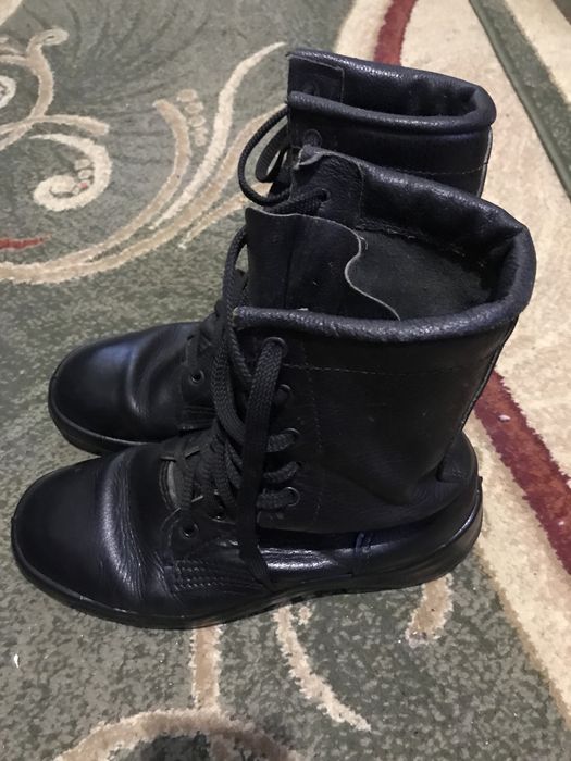 Продам берцы (кожа)