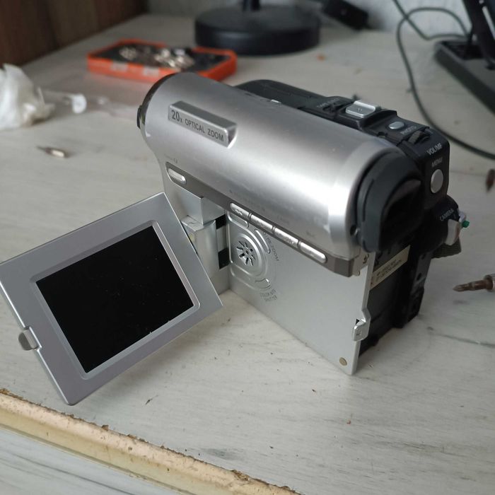 Kamera miniDV Samsung VP-D352 (Uszkodzona - Sprawdź opis)