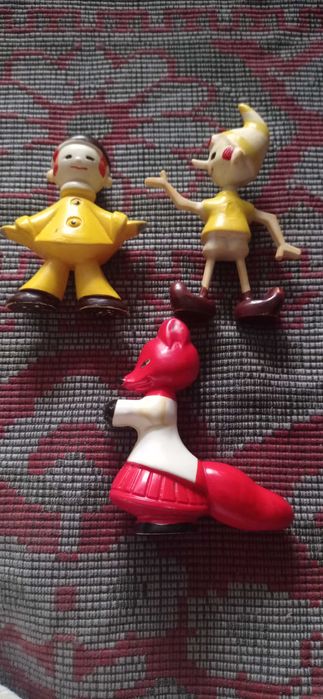 Фигурки , игрушки из набора Буратино , колкий пластик