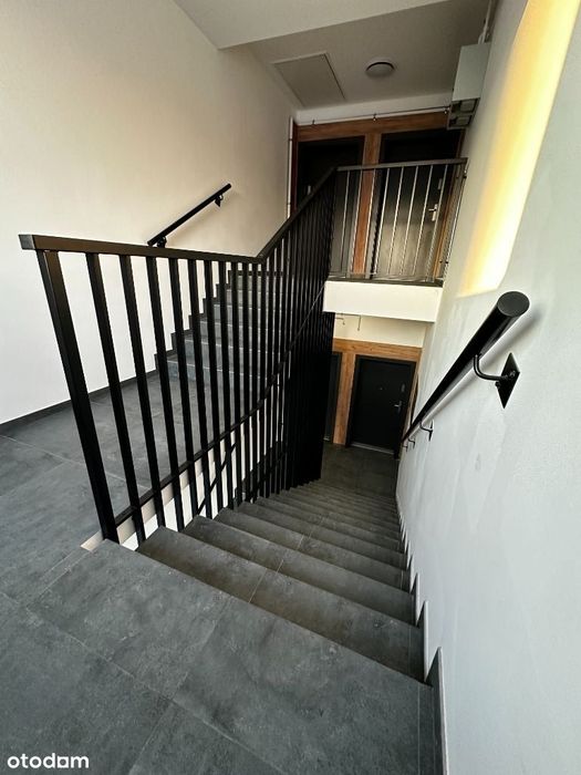 Nowe mieszkanie w centrum z ogródkiem