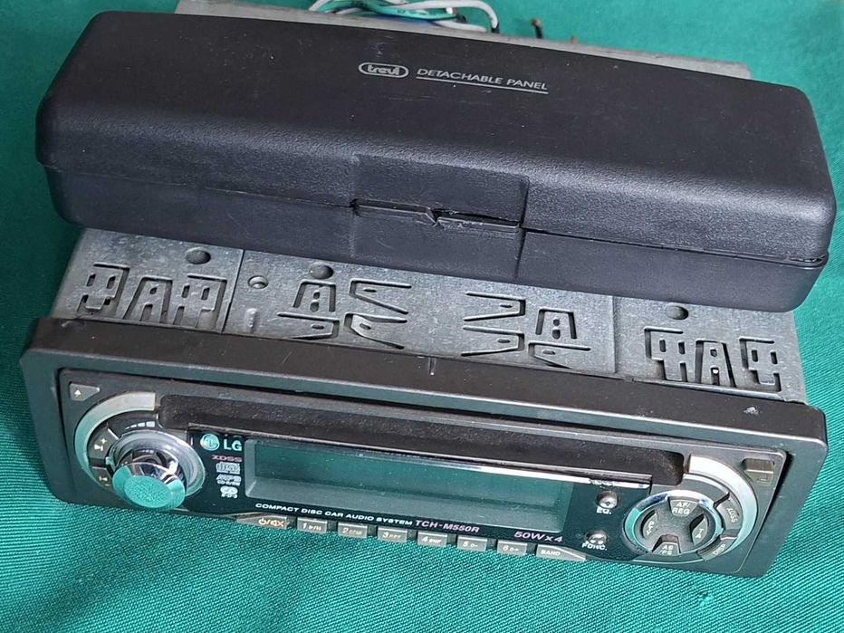 Rádio MP3 vintage, LG, TCH-M550R, 4x50W