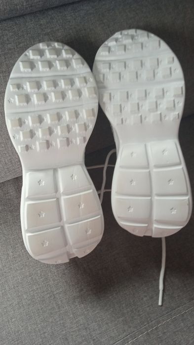 Białe damskie  buty 37