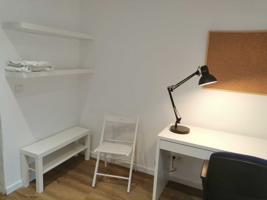 Alugo Quarto para ESTUDANTES