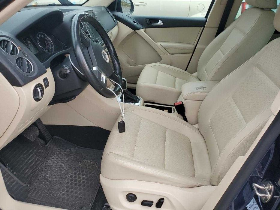 Volkswagen Tiguan 2012 / 2017 авто
