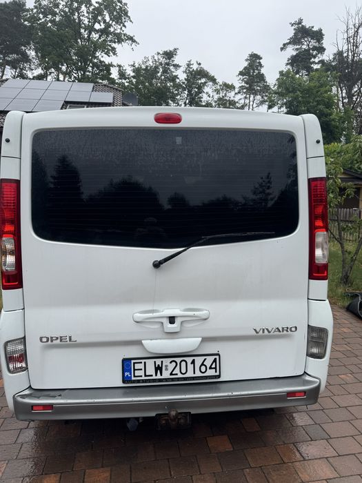Sprzedam Vivaro 2,0 benzyna gaz 2008 r