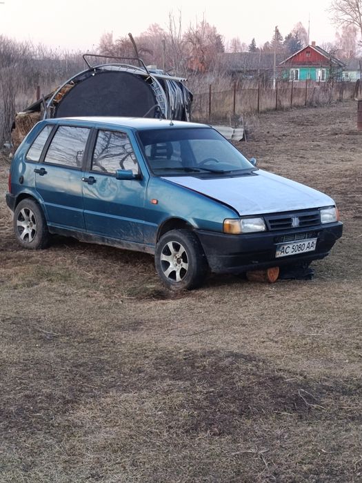 Продам автомобіль фіат уно
