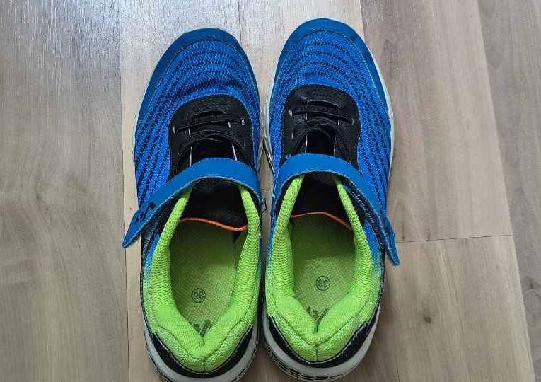 Buty dla chłopca V- ty, roz. 36