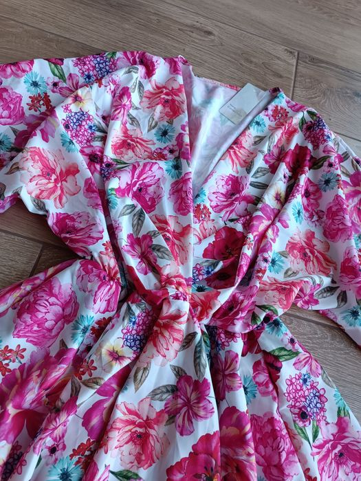 Sukienka kimono falbanki kwiaty