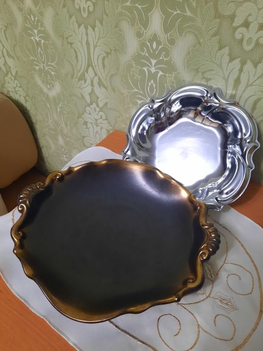 Продам 2 блюда-Германия